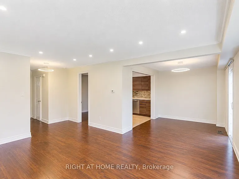 18 Goodfellow St — Photo 5