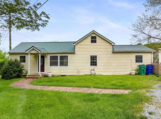 2506 Meadowbrook Dr, Blacksburg, VA 24060