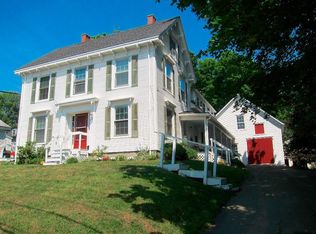 51 Washington St, Camden, ME 04843