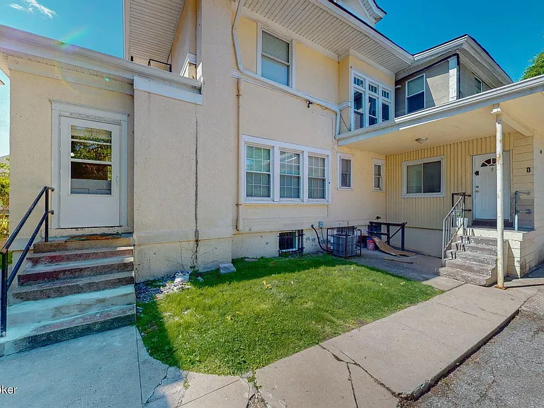607 W Ormsby Ave #9 — Photo 8