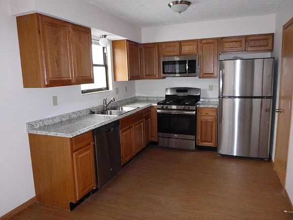 3rd image of 4853 Briston Dr