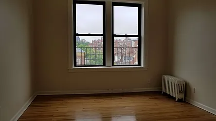 Rented by Realty Queens LLC