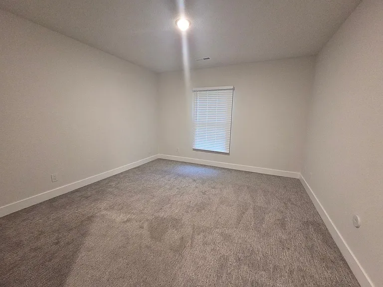 2301 Grant Ln — Photo 54