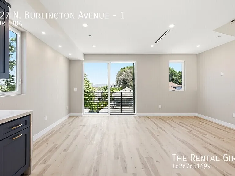 227 N Burlington Ave #1 — Photo 5