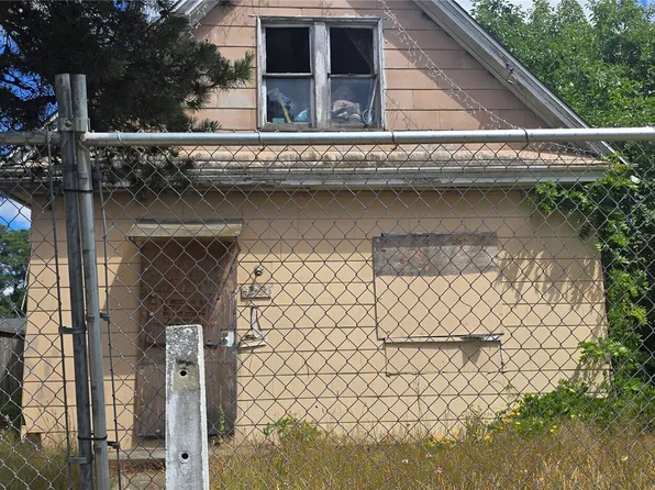 8427 S Oakes Street, Tacoma, WA 98409