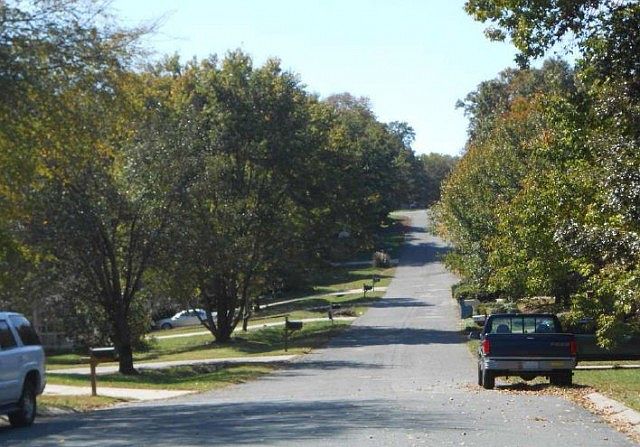 2nd image of 5405 River Falls Dr