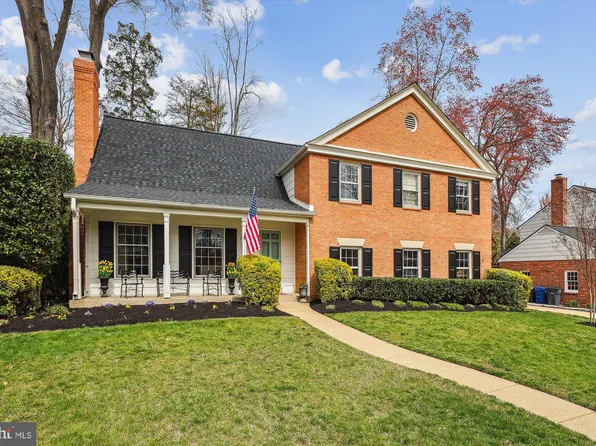 924 Priscilla Ln, Alexandria, VA 22308