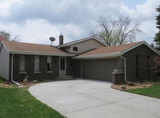 2028 Martha St, Highland, IN 46322