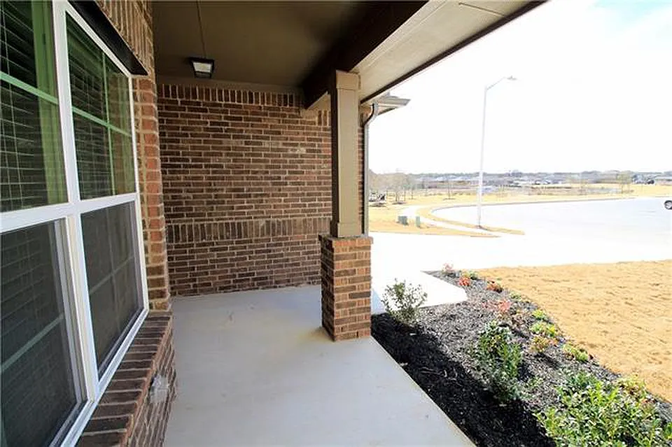 1600 Atlantica St — Photo 2