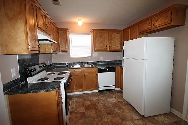 Exclusively Offered by Muse Realty, LLC — Photo 3