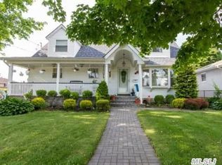 11 Meade Ave, Bethpage, NY 11714