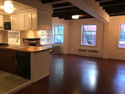 Rented by Newcastle Realty Services | media 35