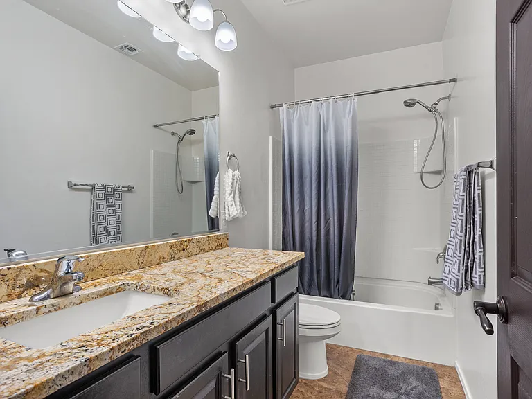 210 W Andrew Potter St — Photo 12