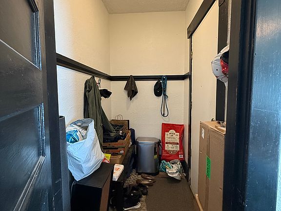 2nd image of 873 Selby Ave