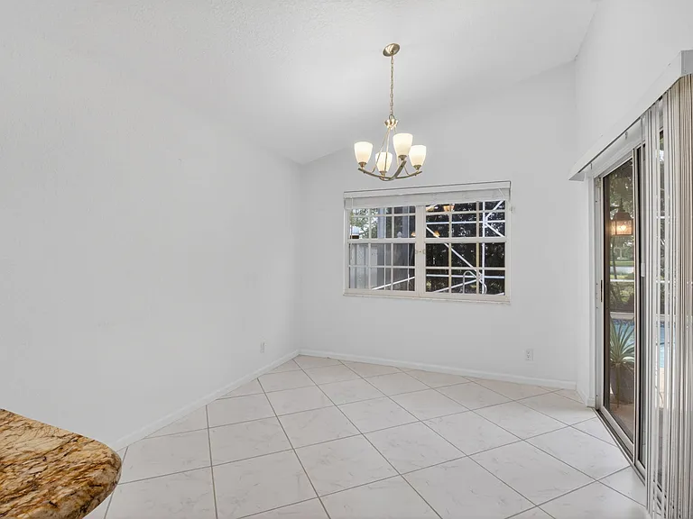 7558 Ironbridge Cir — Photo 103