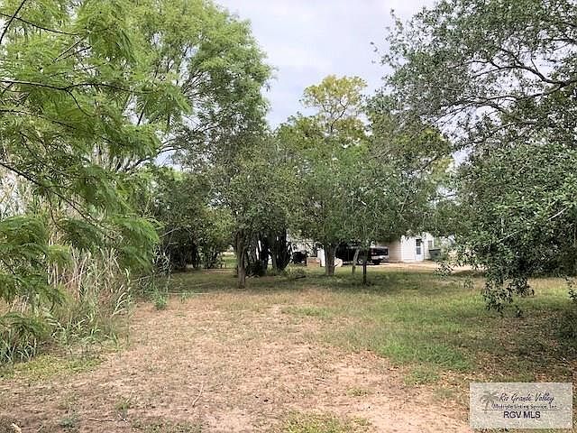 2nd image of 1401 Dixieland Rd