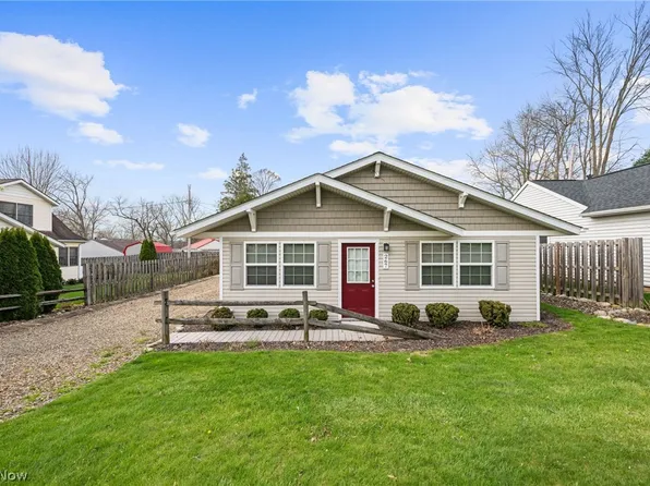 267 Rustic Rook Rd, Chippewa Lake, OH 44215