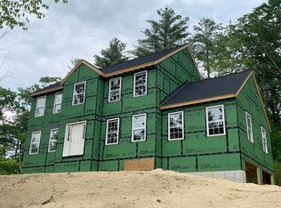 98 W Meadow Rd, Townsend, MA 01474