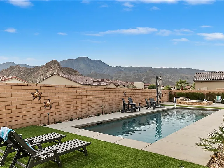58171 Aragon Way — Photo 33