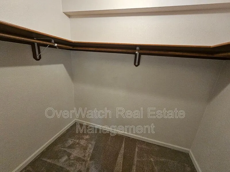 2 bed, 1.5 bath, $1,800 — Photo 4