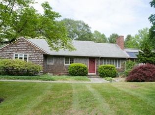 60 Topsfield Rd, Wenham, MA 01984
