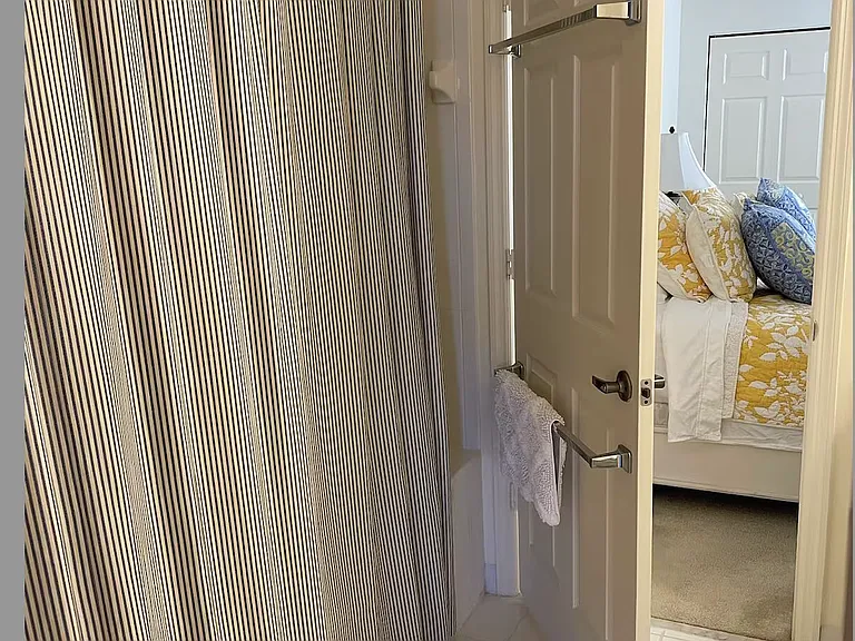 900 Lambiance Cir — Photo 13