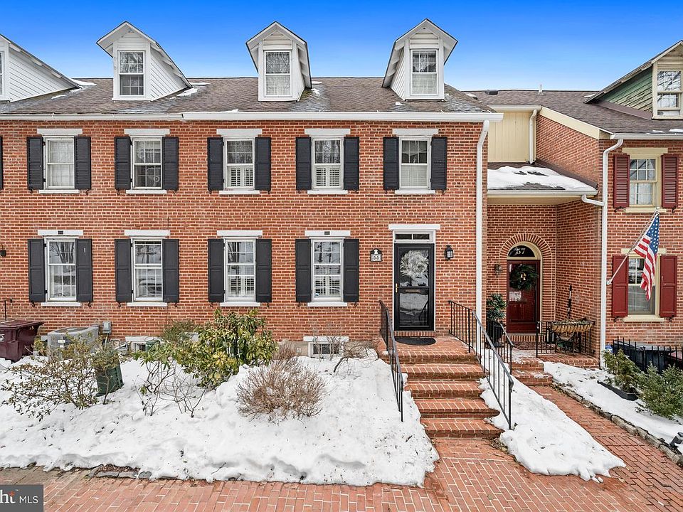 1st image of 55 Ivy Rd