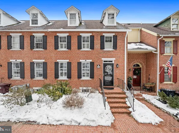 55 Ivy Rd, Wilmington, DE 19806