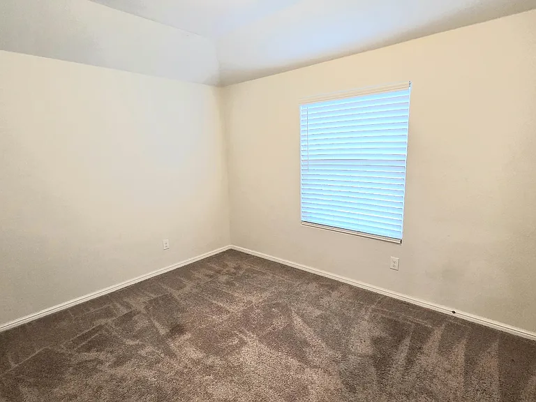8433 Comanche Springs Dr — Photo 3