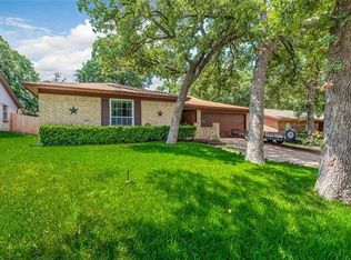 7616 Bermejo Rd, Fort Worth, TX 76112