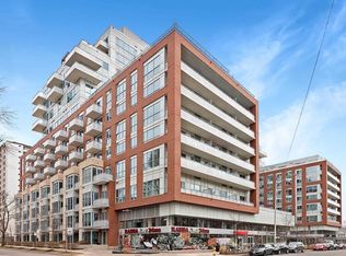 1830 Bloor St W #430, Toronto, ON