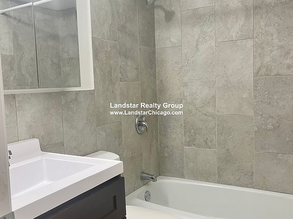 3rd image of 3710 N Pine Grove Ave APT 217