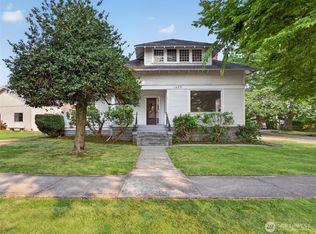 1409 Marion St, Enumclaw, WA 98022