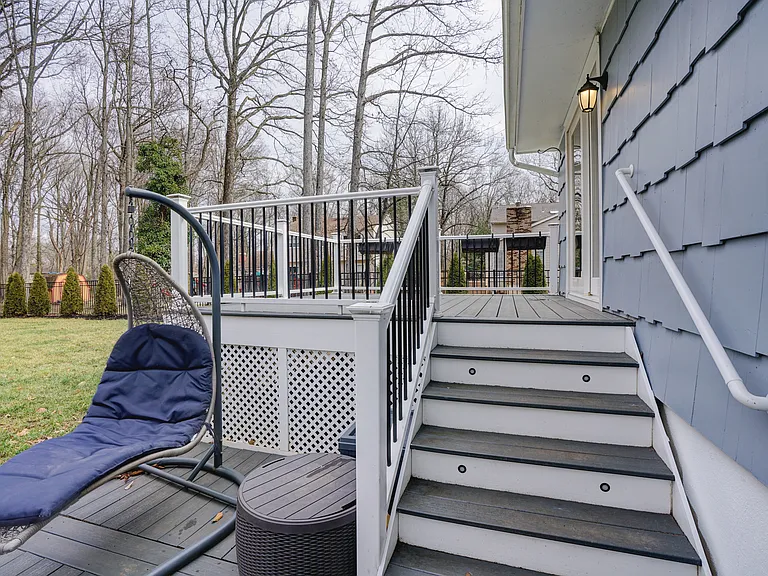 81 George Ave — Photo 18