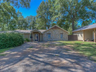 319 Larkin St, Benton, LA, 71006