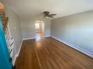 302 Leeanne Rd, Baltimore, MD 21221