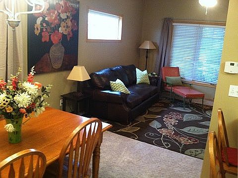 Living Room/Dining Room 
