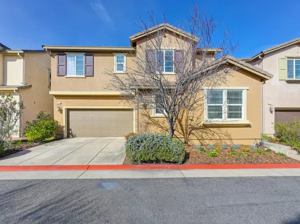 875 Blossom Rock Ln, Folsom, CA 95630