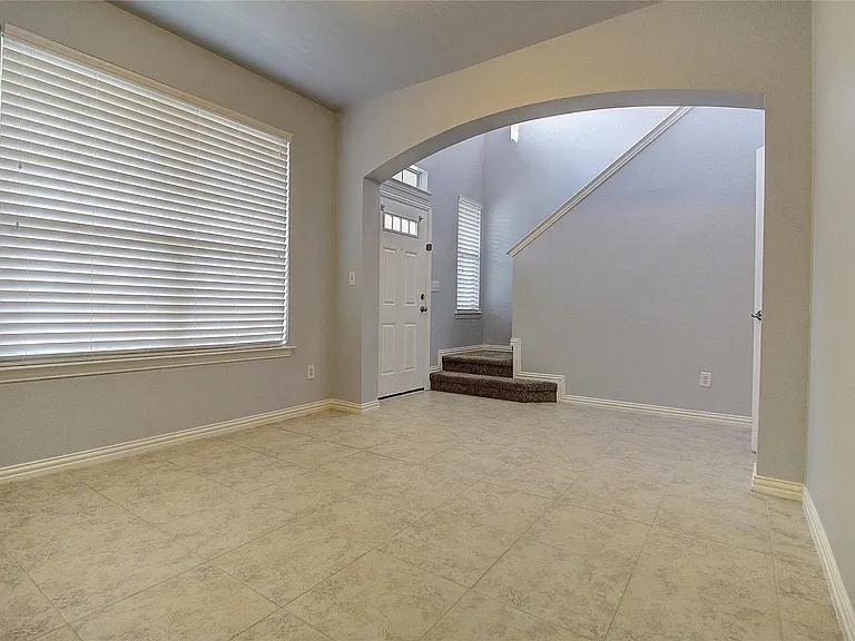 8017 Caladium Dr — Photo 14