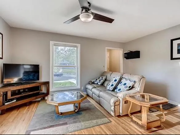 1432 Lake St NE #2 — Photo 14