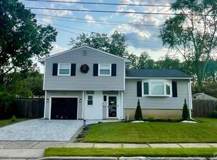 112 Winding Rd, Iselin, NJ 08830