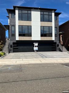 439A 1st St, Palisades Park, NJ, 07650