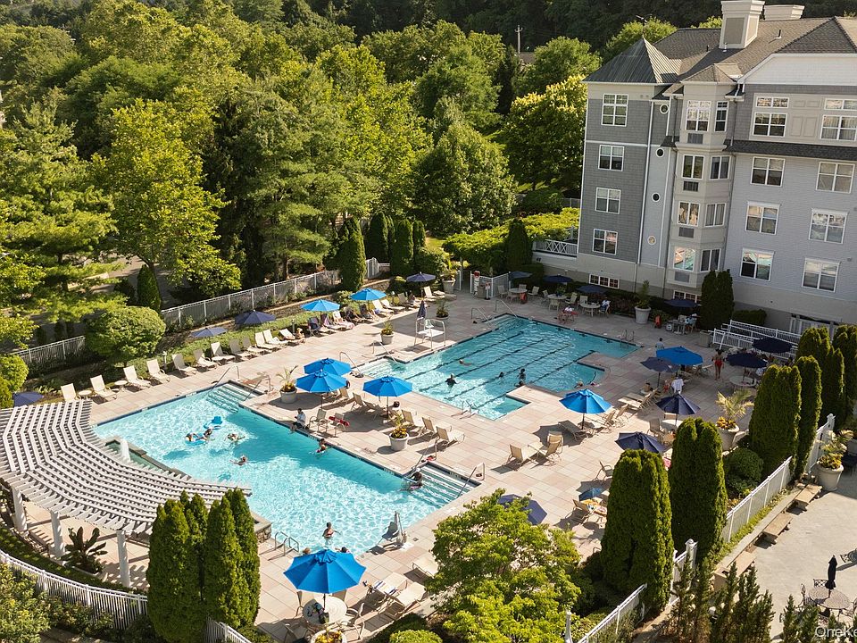 1st image of 1321 Round Pointe Drive