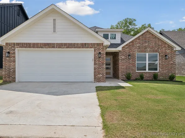 4516 S Dogwood Ave, Broken Arrow, OK 74011