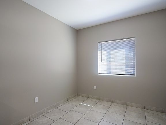 3rd image of 5710 S Southland Blvd #1