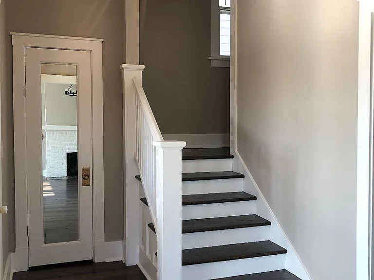 723 S 38th St — Photo 3