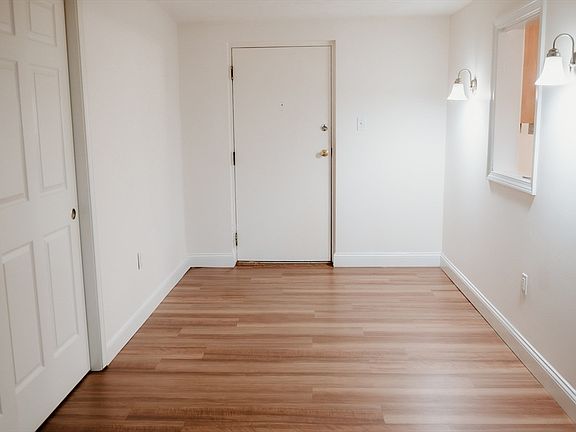 2nd image of 65 Greentree Ln APT 16
