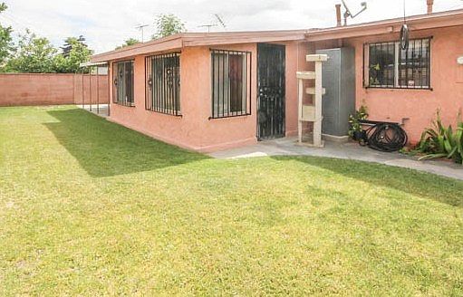 3rd image of 8441 Alburtis Ave