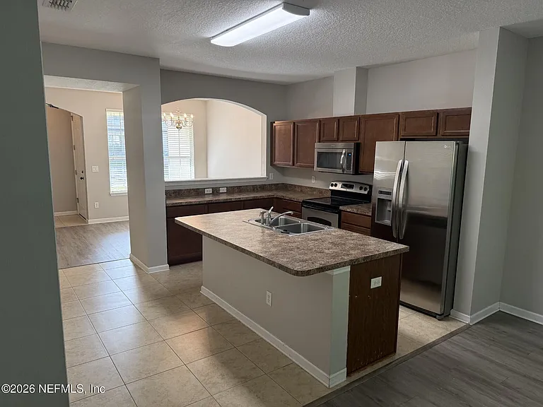 4220 Plantation Oaks Blvd #1915 — Photo 3
