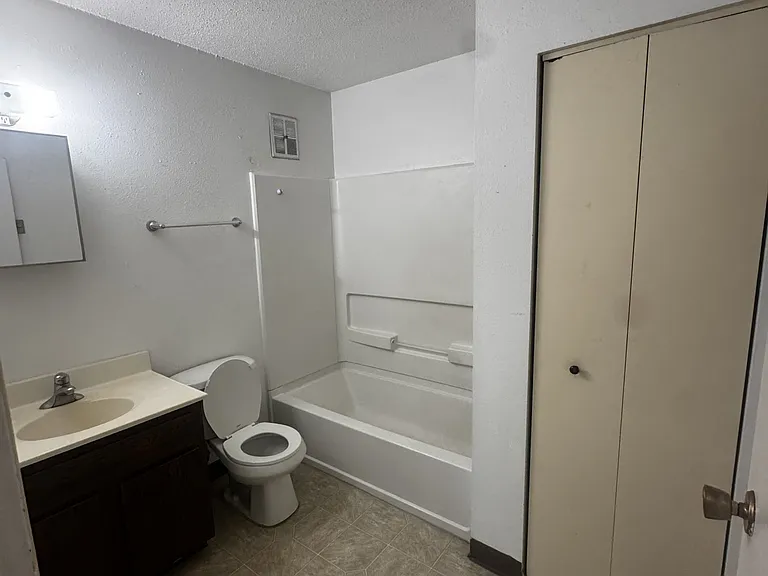 1108 N 3rd St #7E — Photo 6